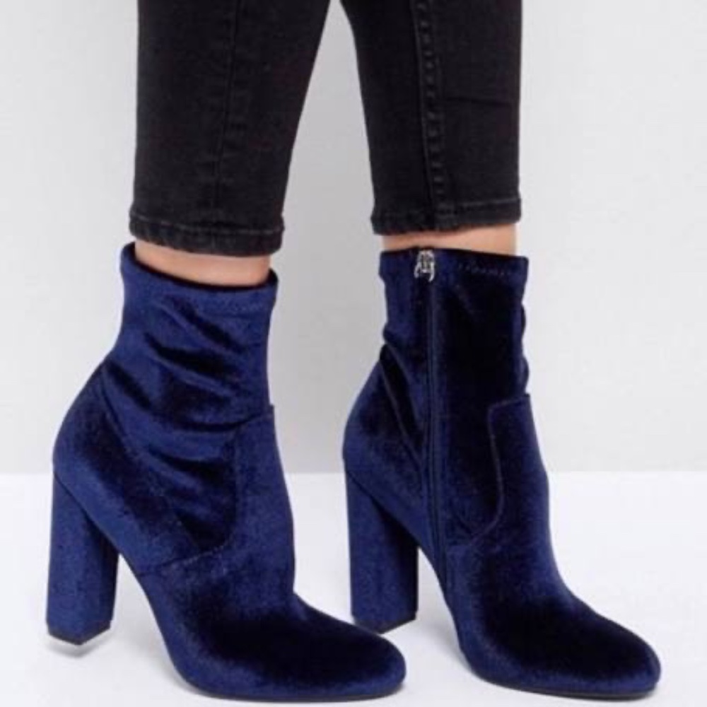 Steve Madden Blue Velvet Boots